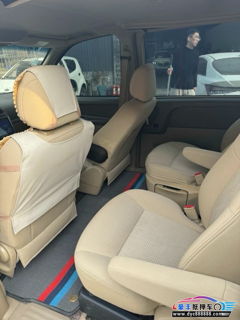 16年别克GL8轿车抵押车出售