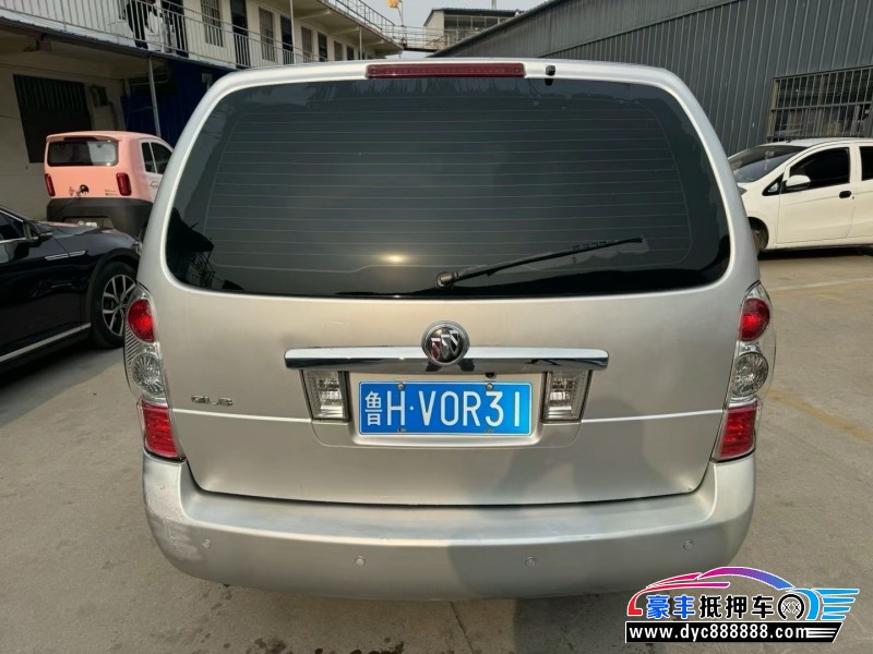 16年别克GL8轿车抵押车出售