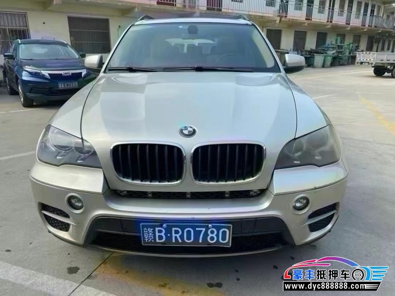 13年宝马X5轿车抵押车出售