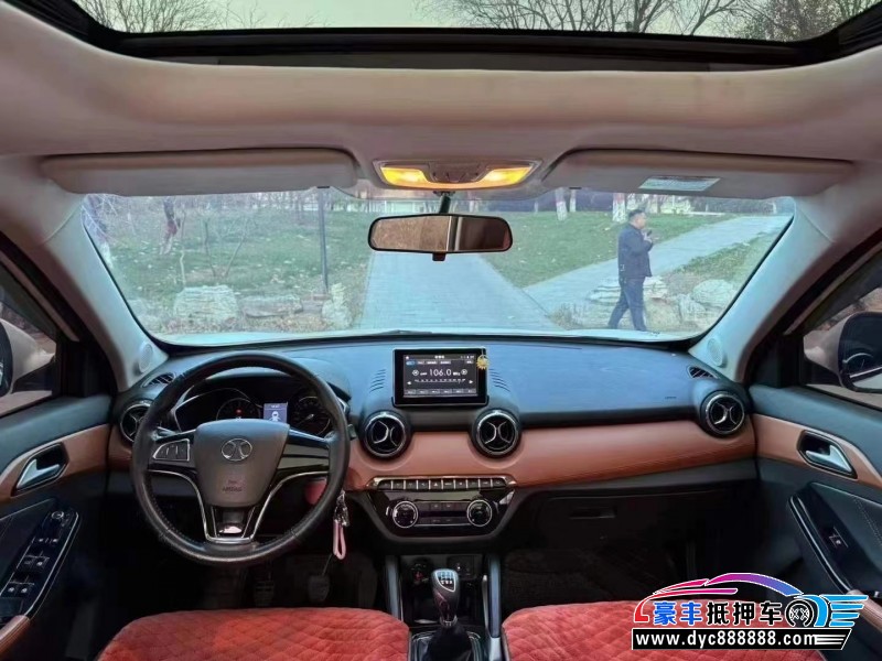 18年北汽绅宝X35轿车抵押车出售