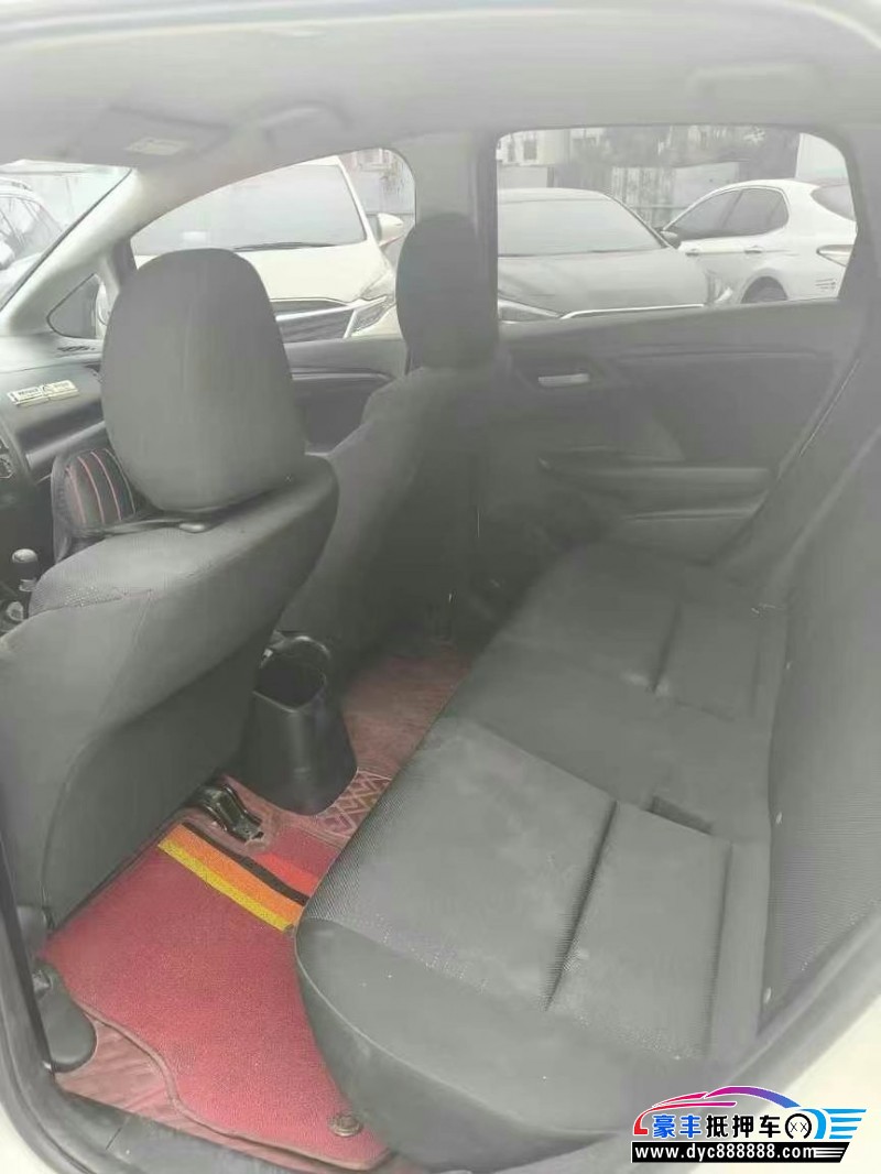 18年本田飞度轿车抵押车出售