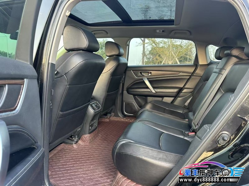 17年本田冠道轿车抵押车出售