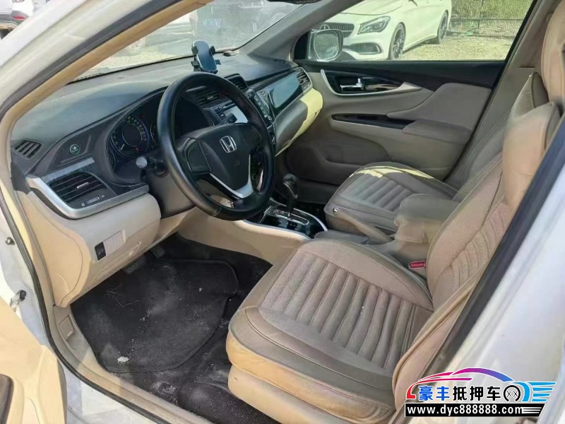 15年本田凌派轿车抵押车出售