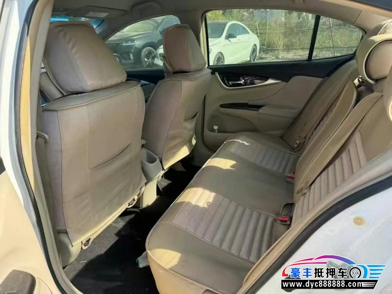 15年本田凌派轿车抵押车出售