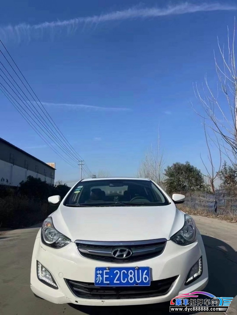 15年现代朗动轿车抵押车出售