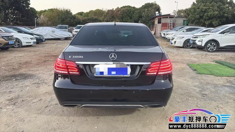 14年奔驰E轿车抵押车出售