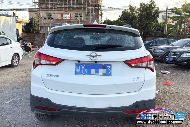 17年海马S5轿车抵押车出售