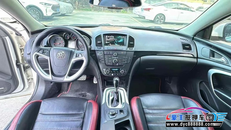 13年别克君威轿车抵押车出售