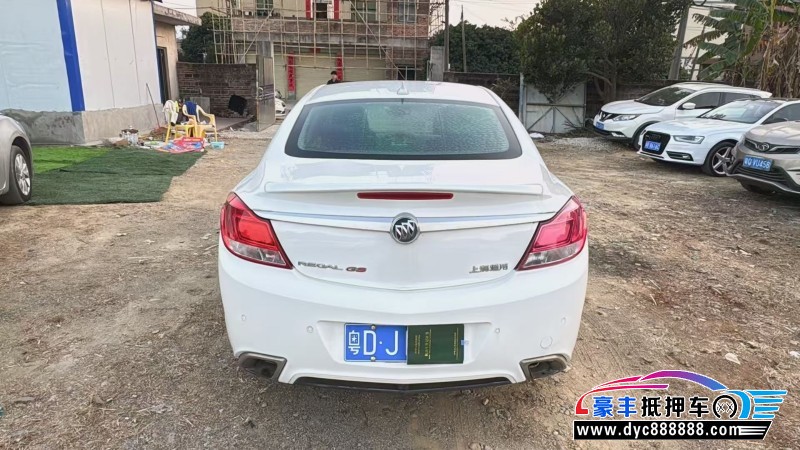 13年别克君威轿车抵押车出售