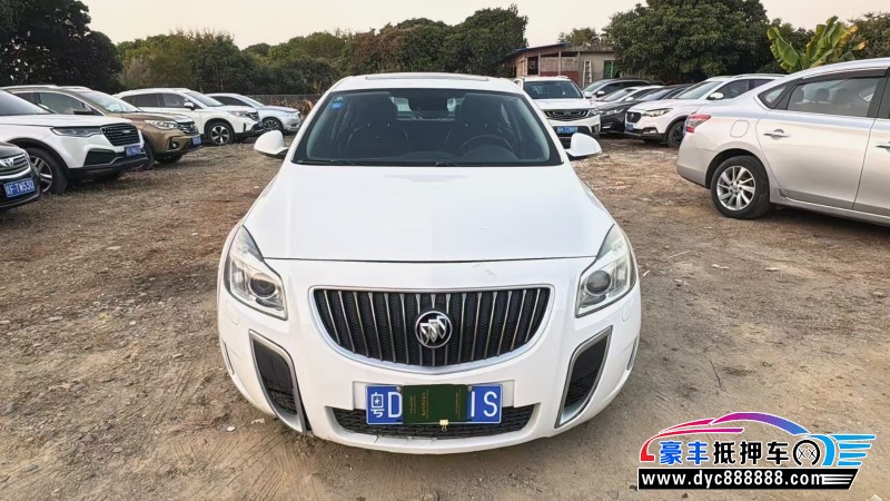 13年别克君威轿车抵押车出售