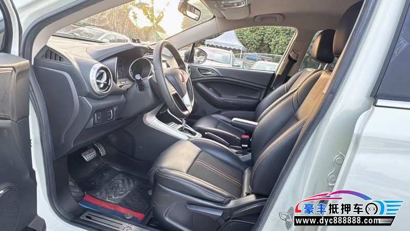 17年比亚迪元轿车抵押车出售