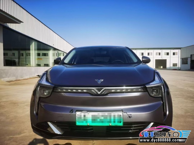 24年哪吒U轿车抵押车出售