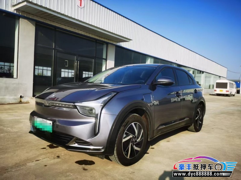 24年哪吒U轿车抵押车出售