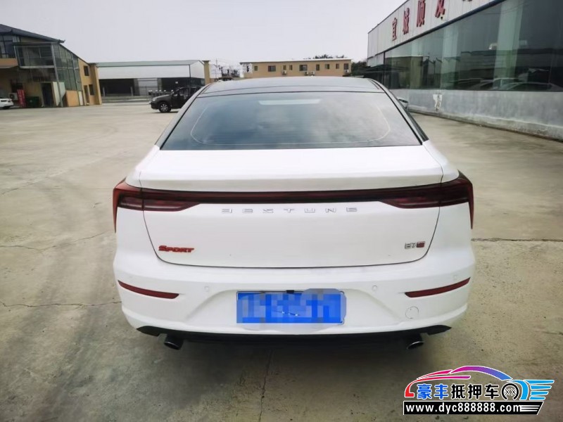 23年奔腾B70轿车抵押车出售