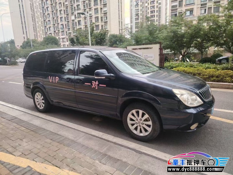 15年别克GL8轿车抵押车出售