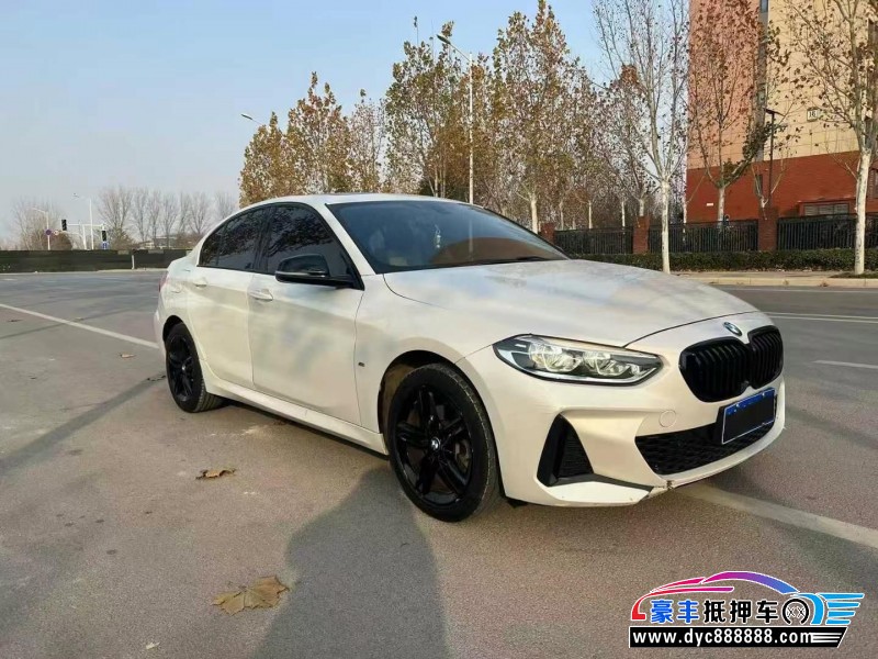 20年宝马1系轿车抵押车出售