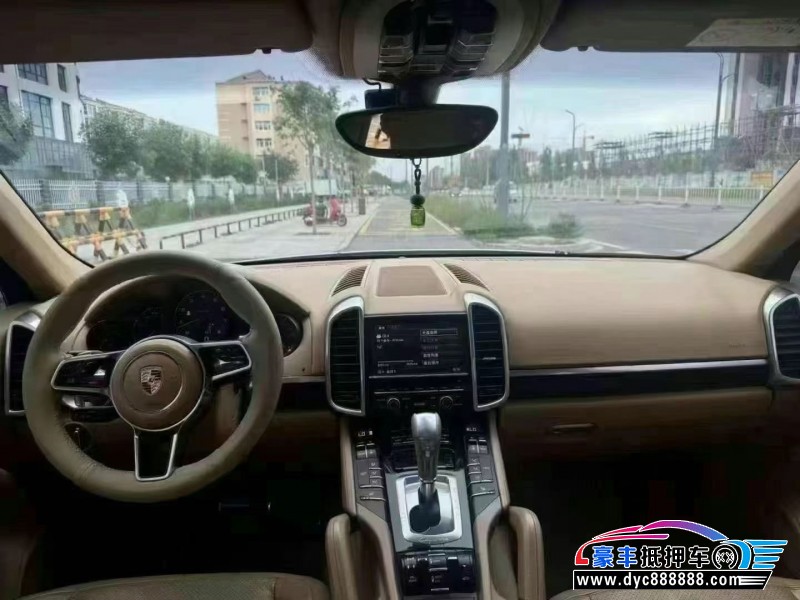 15年保时捷卡宴SUV抵押车出售