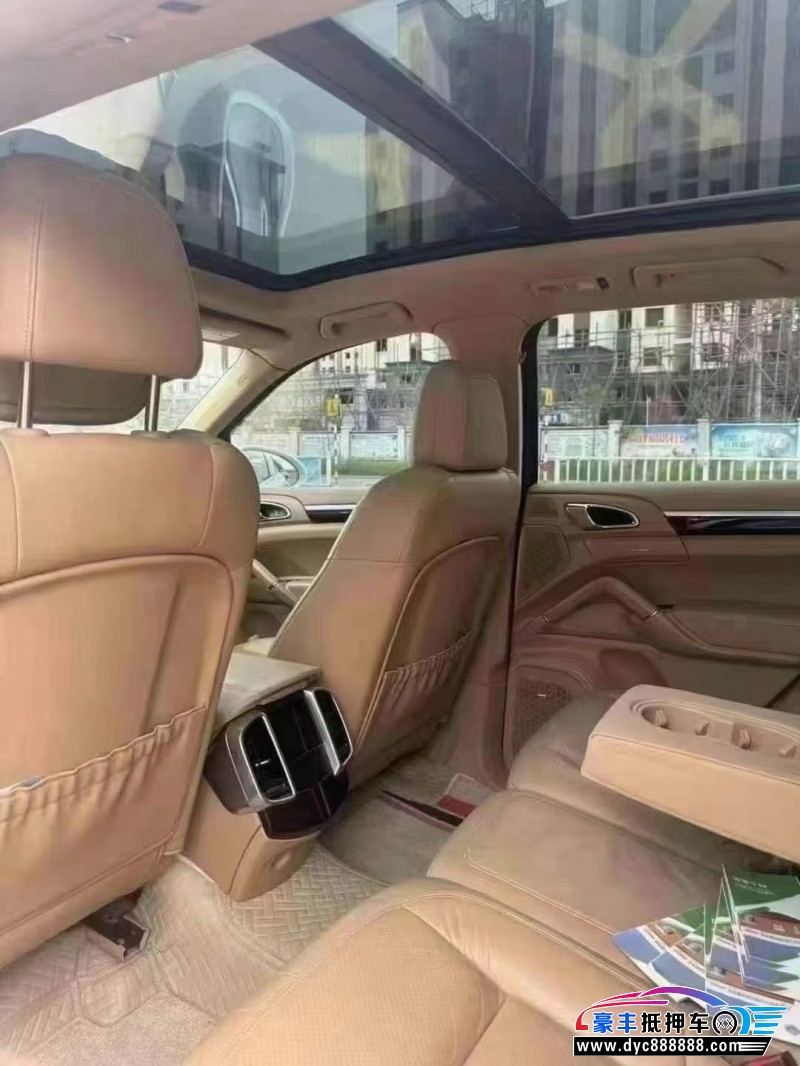 15年保时捷卡宴SUV抵押车出售