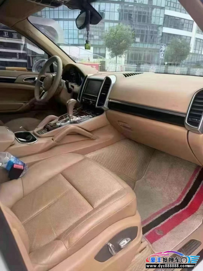 15年保时捷卡宴SUV抵押车出售