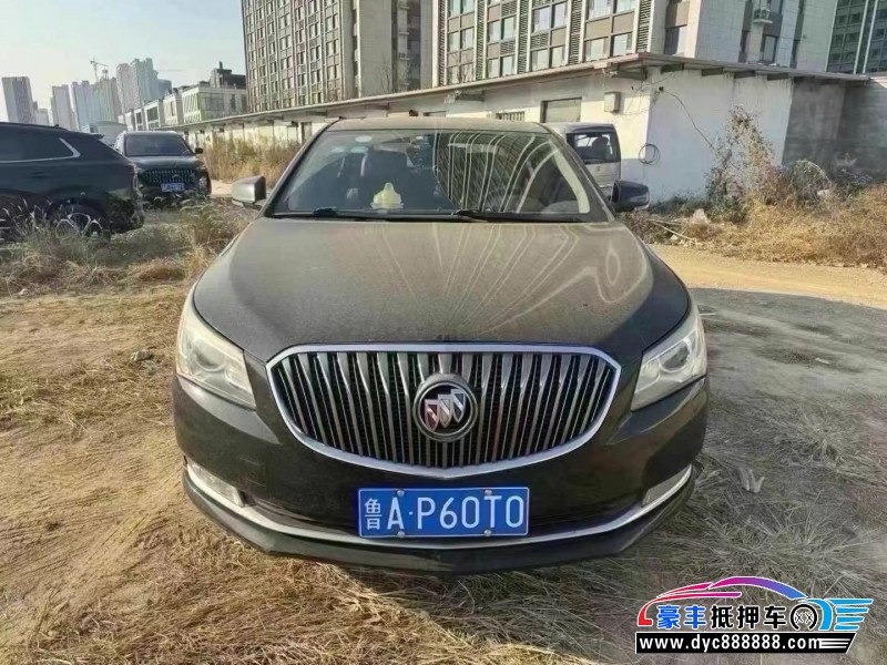 15年别克君越轿车抵押车出售