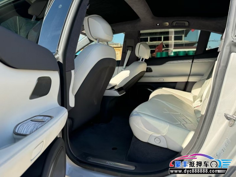 23年蔚来ET7轿车抵押车出售