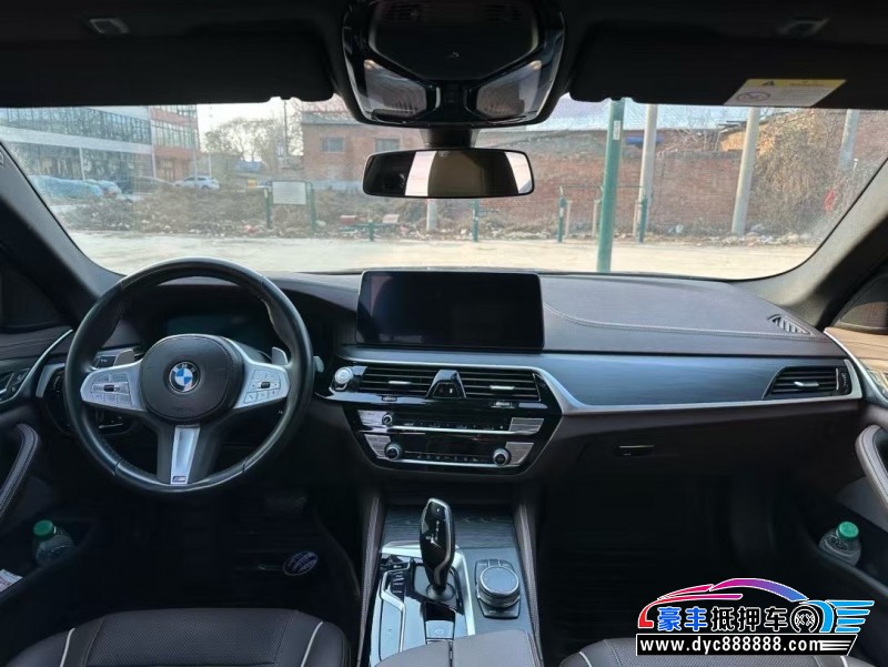 23年宝马5系轿车抵押车出售