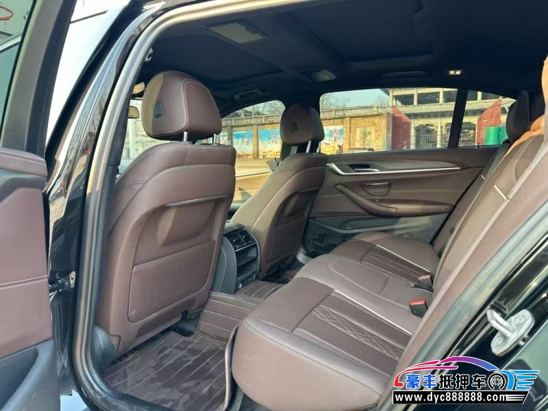 23年宝马5系轿车抵押车出售