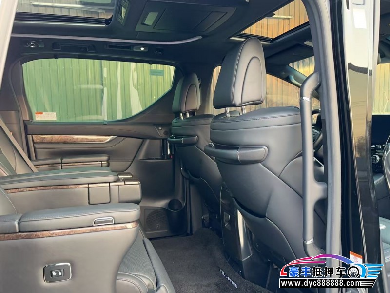 21年丰田威尔法轿车抵押车出售