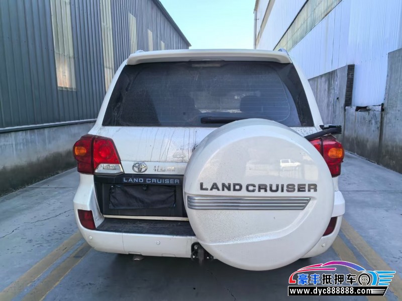 16年丰田兰德酷路泽（陆巡）轿车抵押车出售