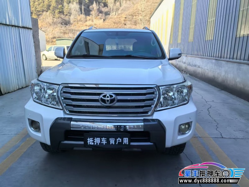 16年丰田兰德酷路泽（陆巡）轿车抵押车出售