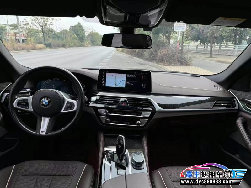 21年宝马5系轿车抵押车出售