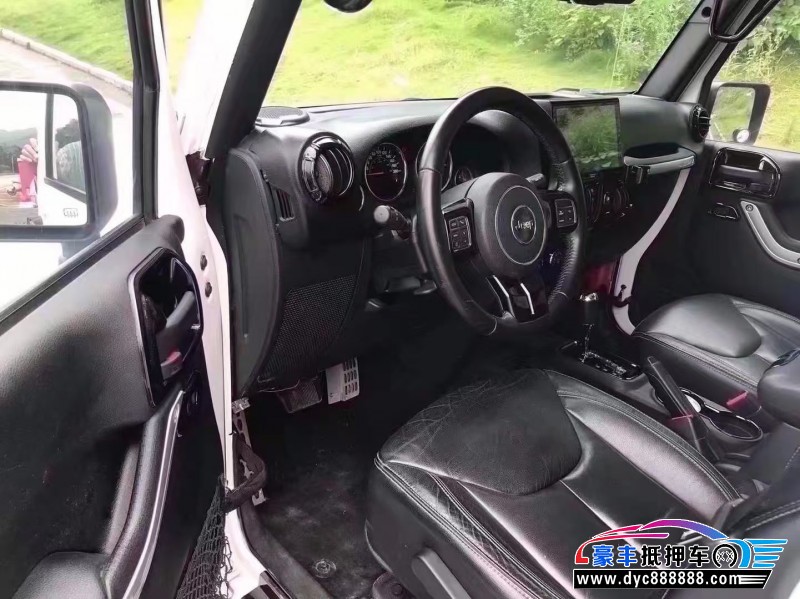 17年Jeep牧马人轿车抵押车出售