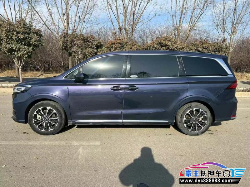 21年荣威imax8轿车抵押车出售