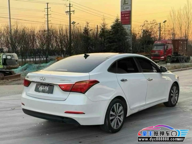 17年现代名图轿车抵押车出售