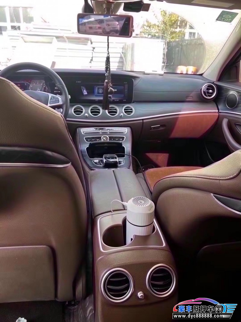 18年奔驰E轿车抵押车出售