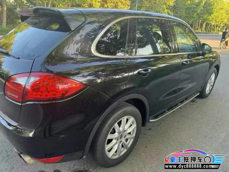 13年保时捷卡宴轿车抵押车出售