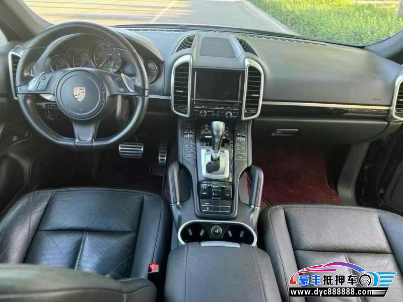 13年保时捷卡宴轿车抵押车出售