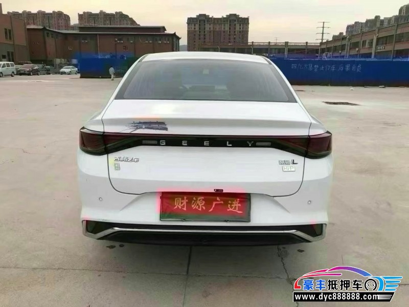 23年吉利雷神轿车抵押车出售