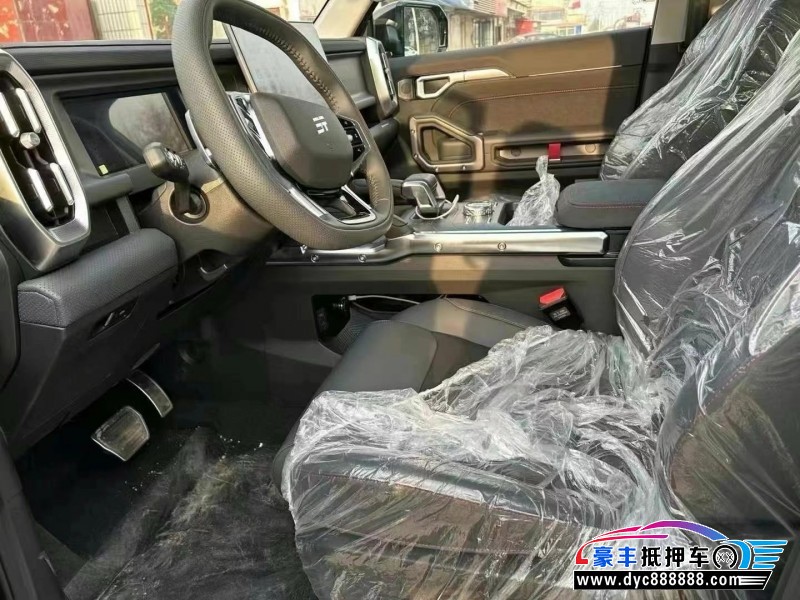 25年捷途旅行者轿车抵押车出售