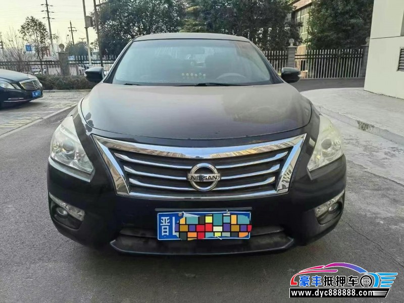 15年日产天籁轿车抵押车出售