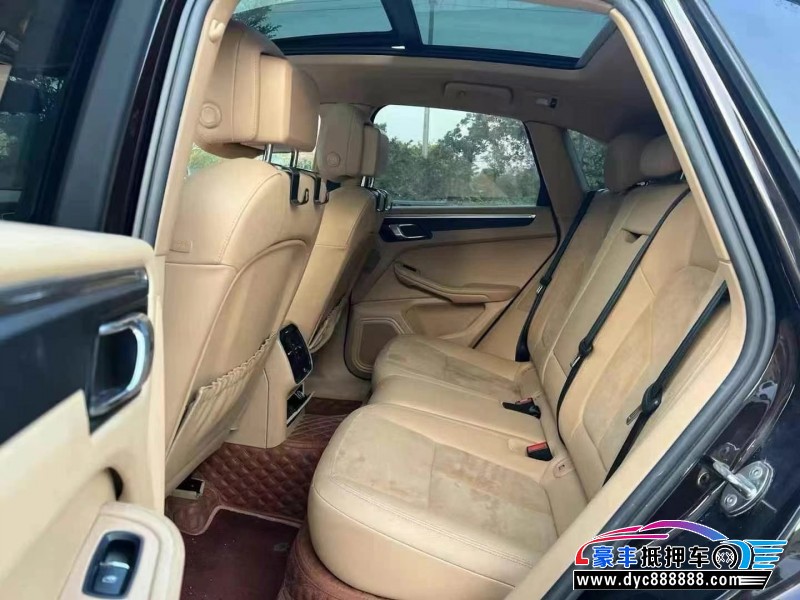 15年保时捷Macan迈凯轿车抵押车出售