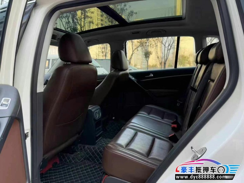 15年大众途观轿车抵押车出售