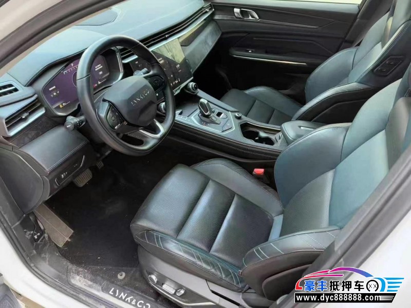 21年领克05轿车抵押车出售