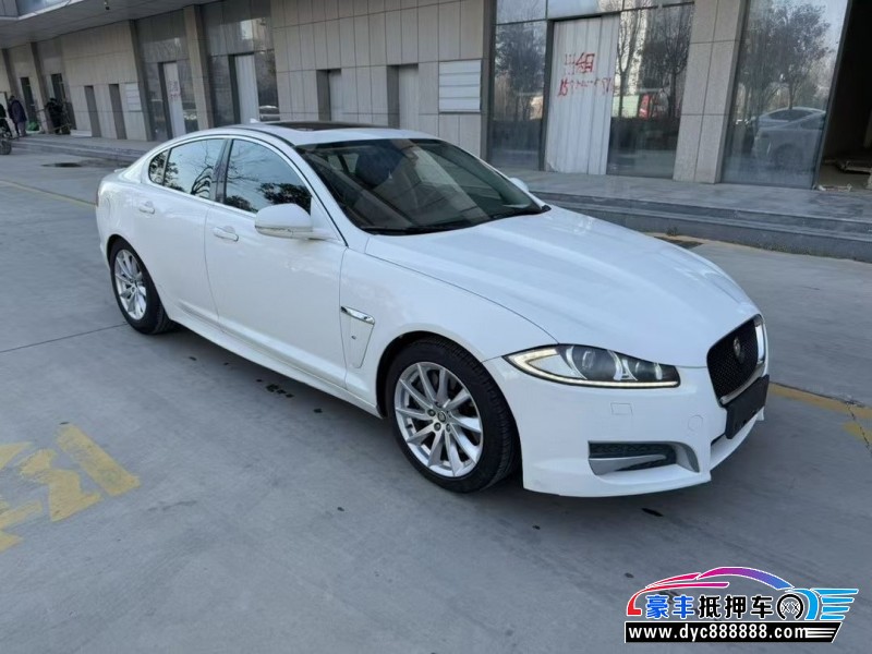 13年捷豹XF轿车抵押车出售