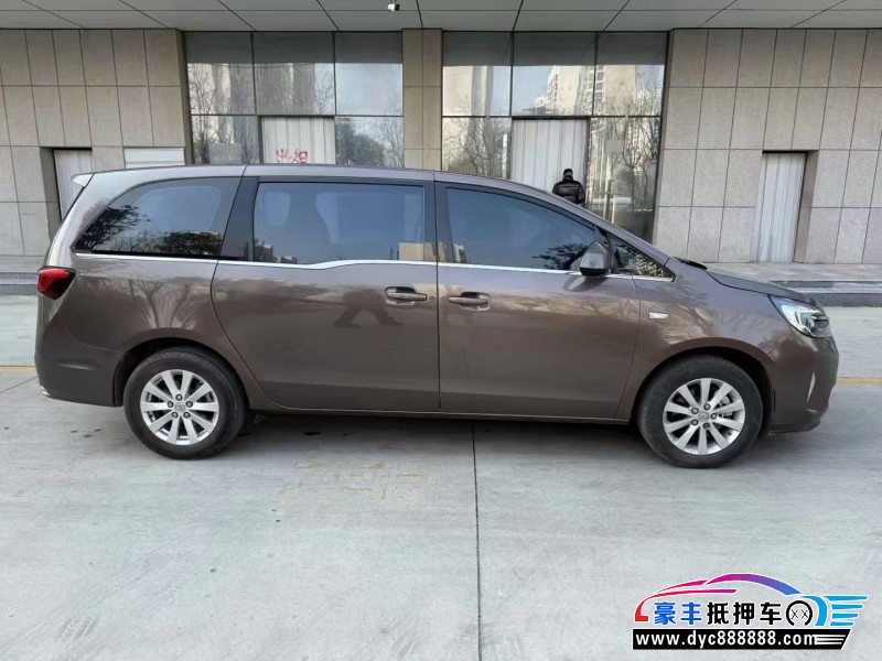 20年别克GL8轿车抵押车出售