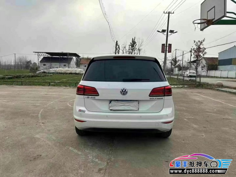 18年大众高尔夫轿车抵押车出售