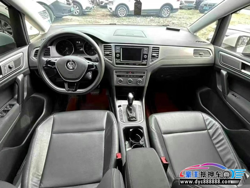 18年大众高尔夫轿车抵押车出售