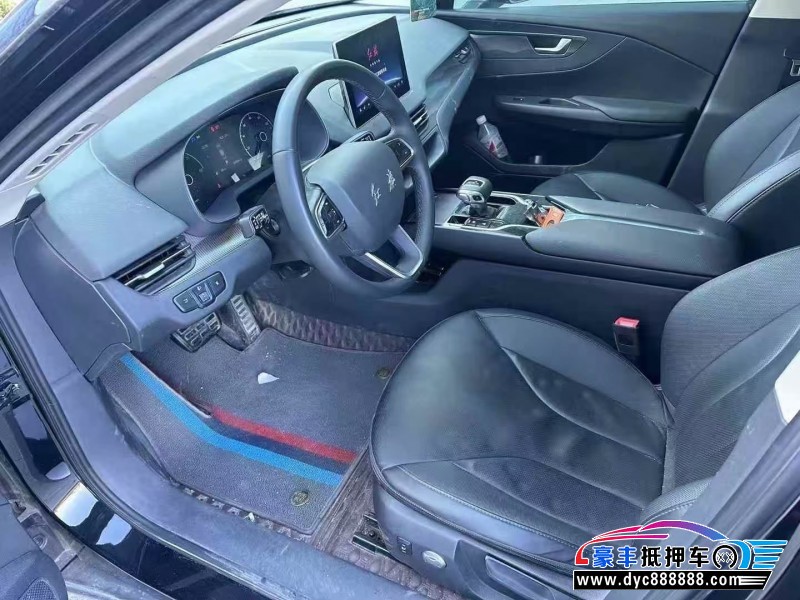 23年红旗EQM5轿车抵押车出售