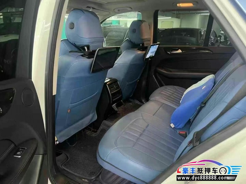 18年奔驰GLE轿车抵押车出售