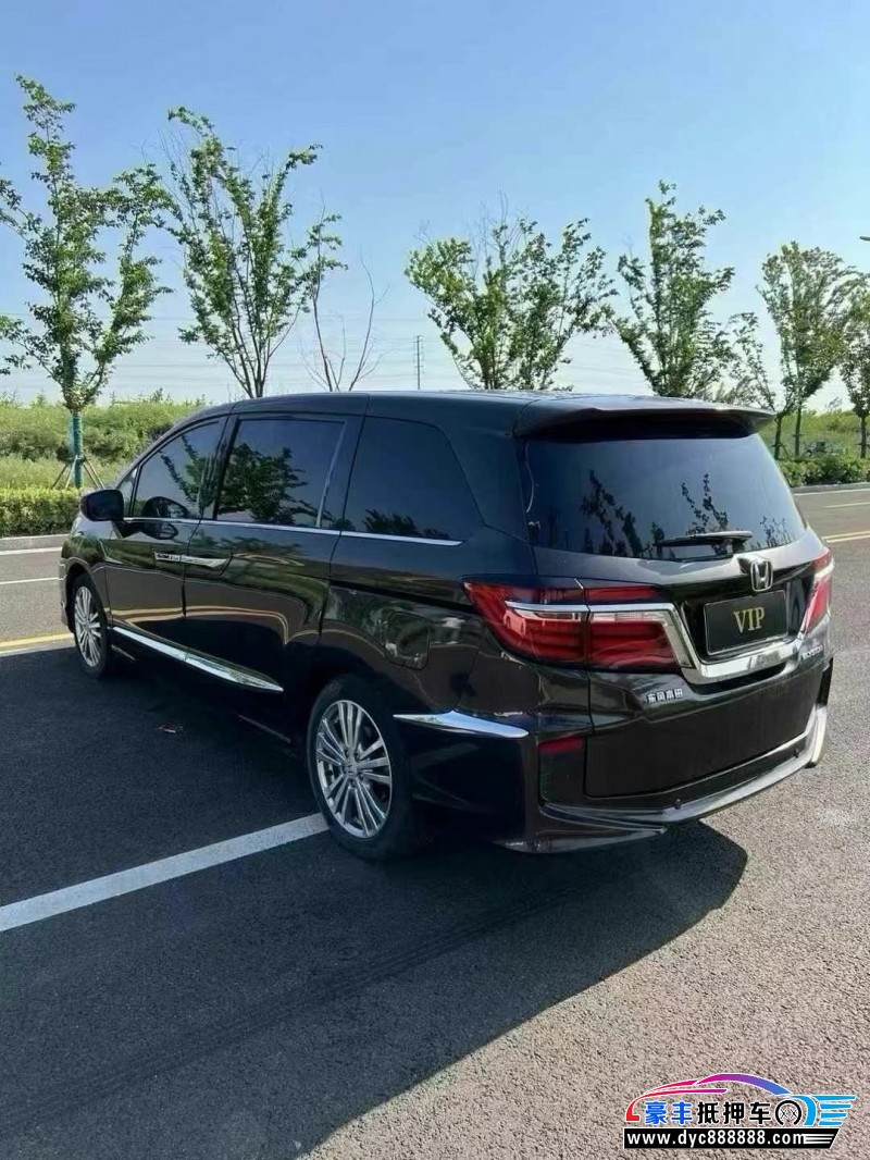 18年本田艾力绅轿车抵押车出售